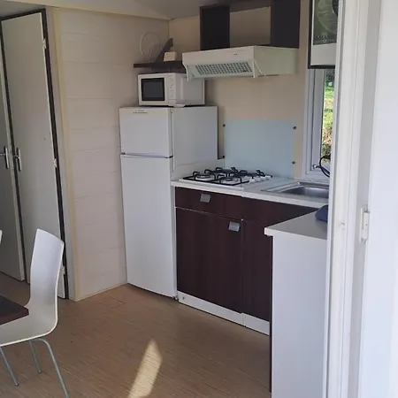 Mobile-home Confort 2 - De مكان تخييم *